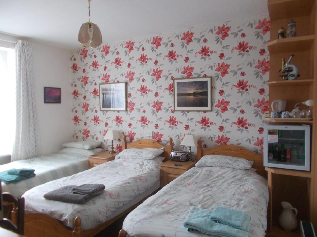 Bed and Breakfast Webb'S Of Glomel Zewnętrze zdjęcie