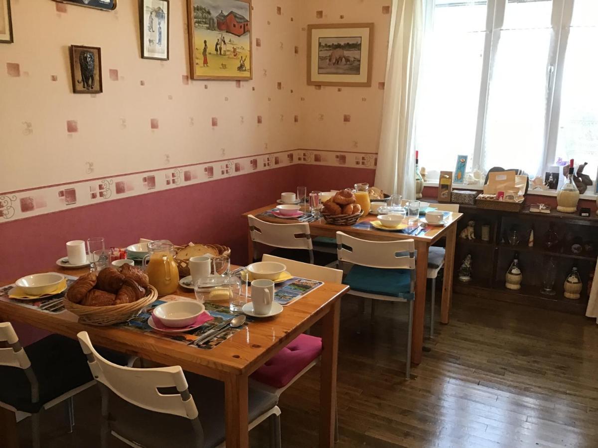Bed and Breakfast Webb'S Of Glomel Zewnętrze zdjęcie