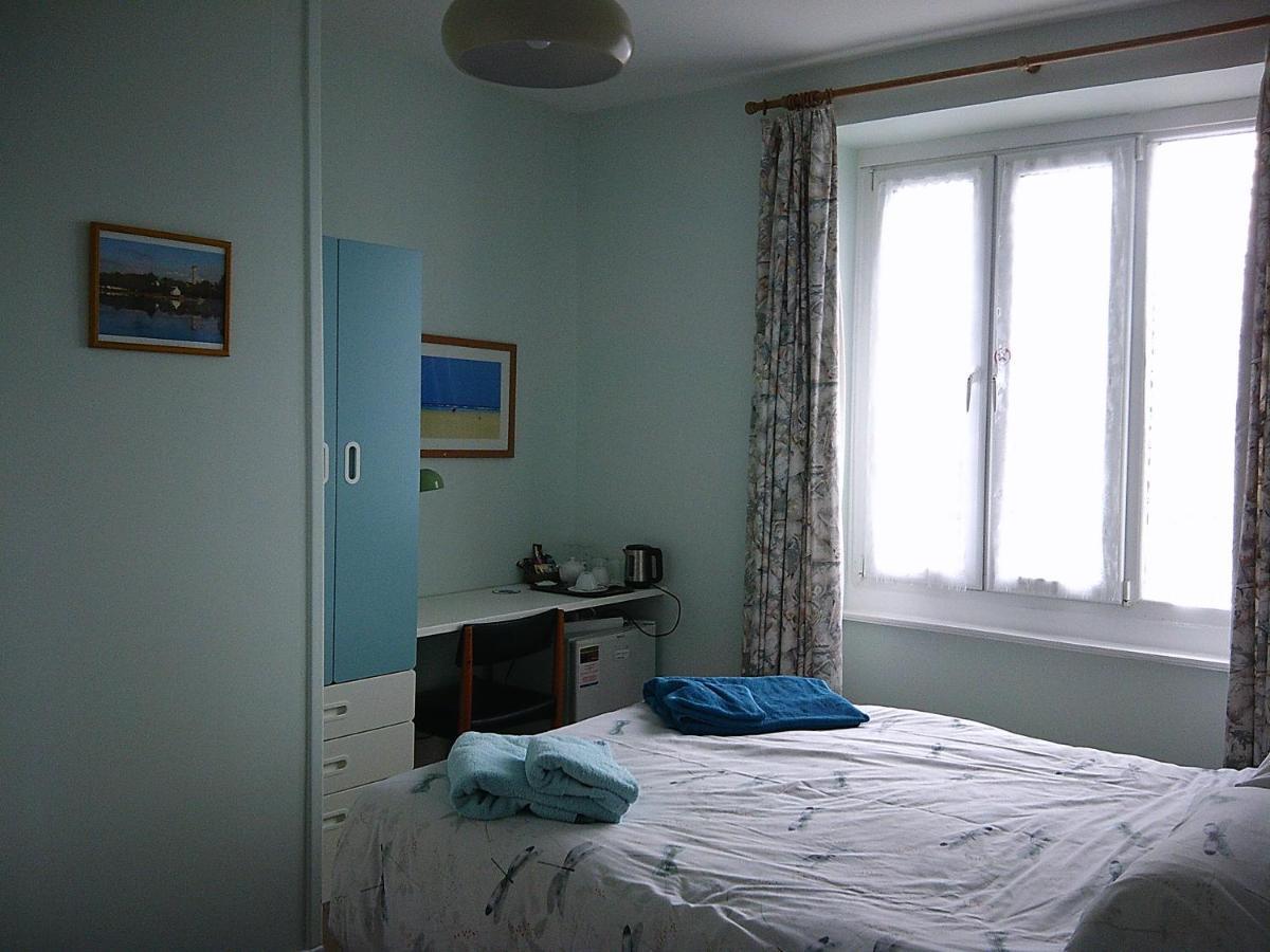 Bed and Breakfast Webb'S Of Glomel Zewnętrze zdjęcie